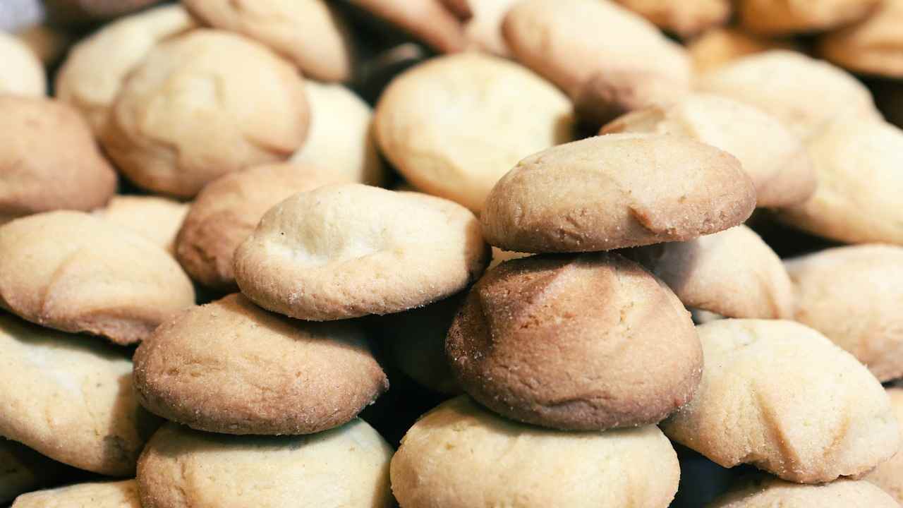 amaretti sardi ricetta